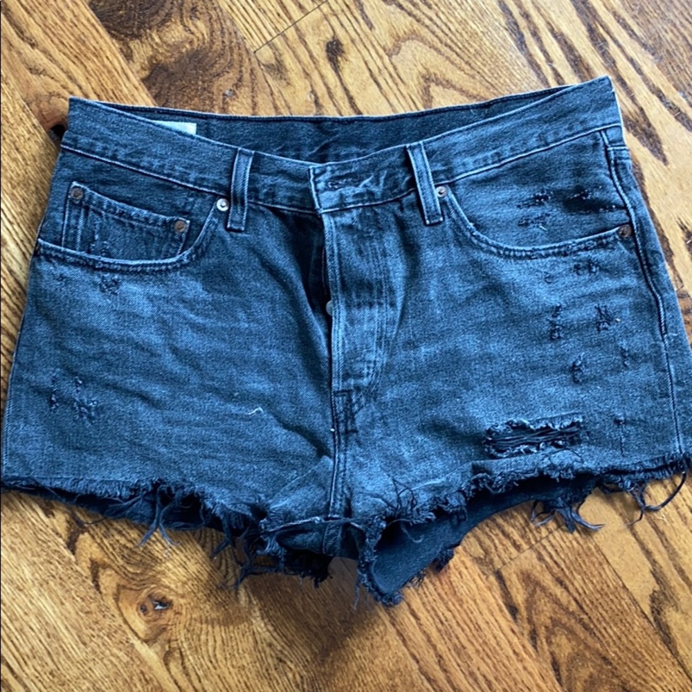 Only worn twice, black/grey distressed Levi’s